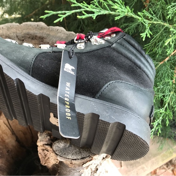 Sorel Ainsley Conquest Black Hiking Boots - Waterproof Suede Leather - Picture 9 of 13